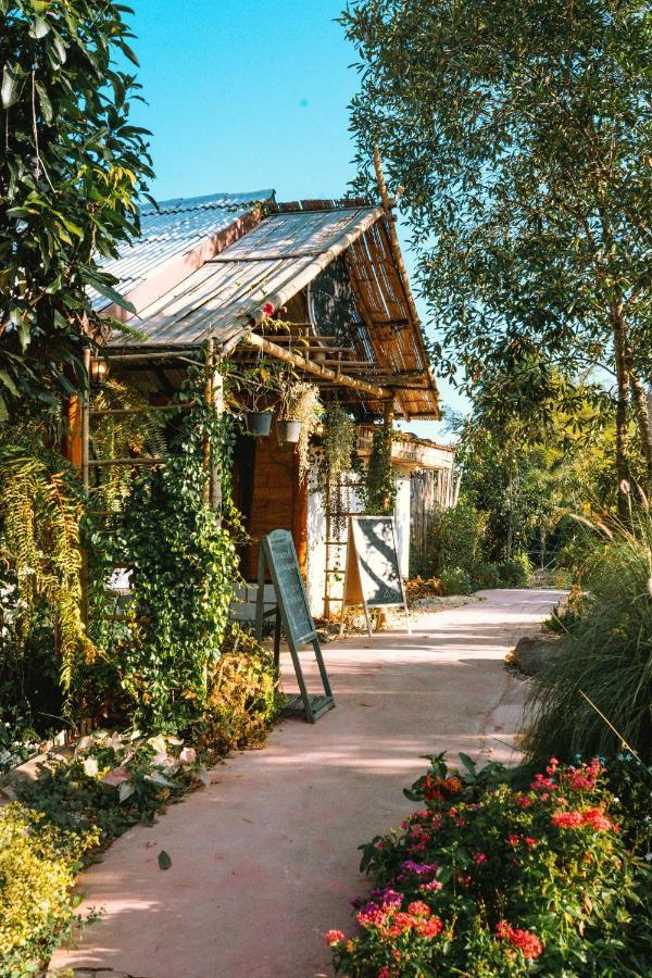 Nang Non Camping Ville นางนอนแค้มป์ปิ้งวิลล์ メーサイ エクステリア 写真